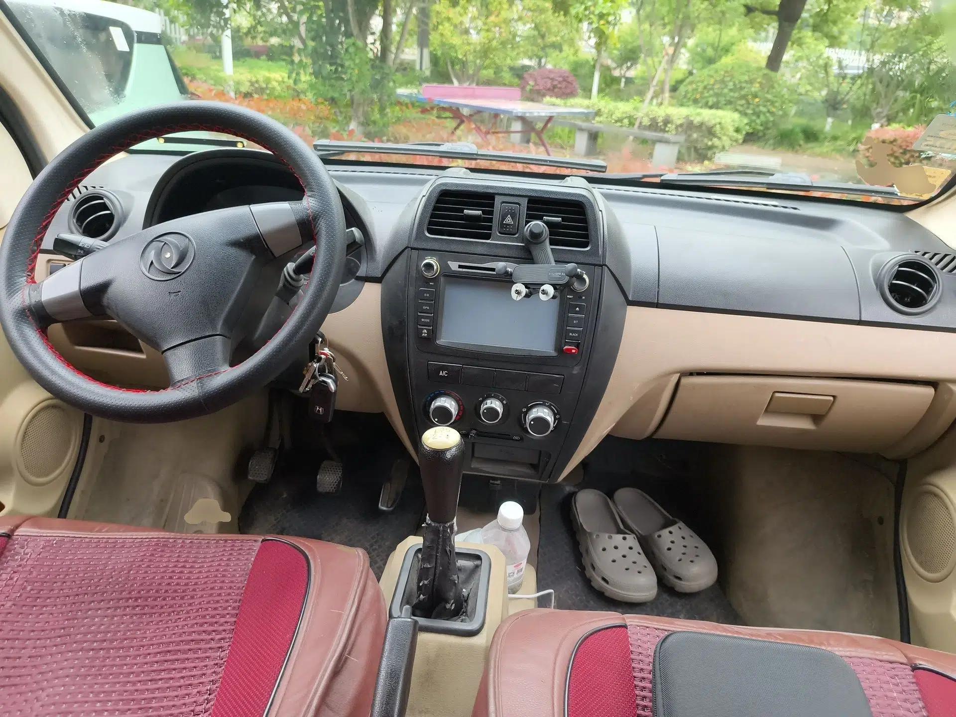 Dongfeng Xiaokang C37 2016 1.5L Standard II DK15-06 — миниатюра 10
