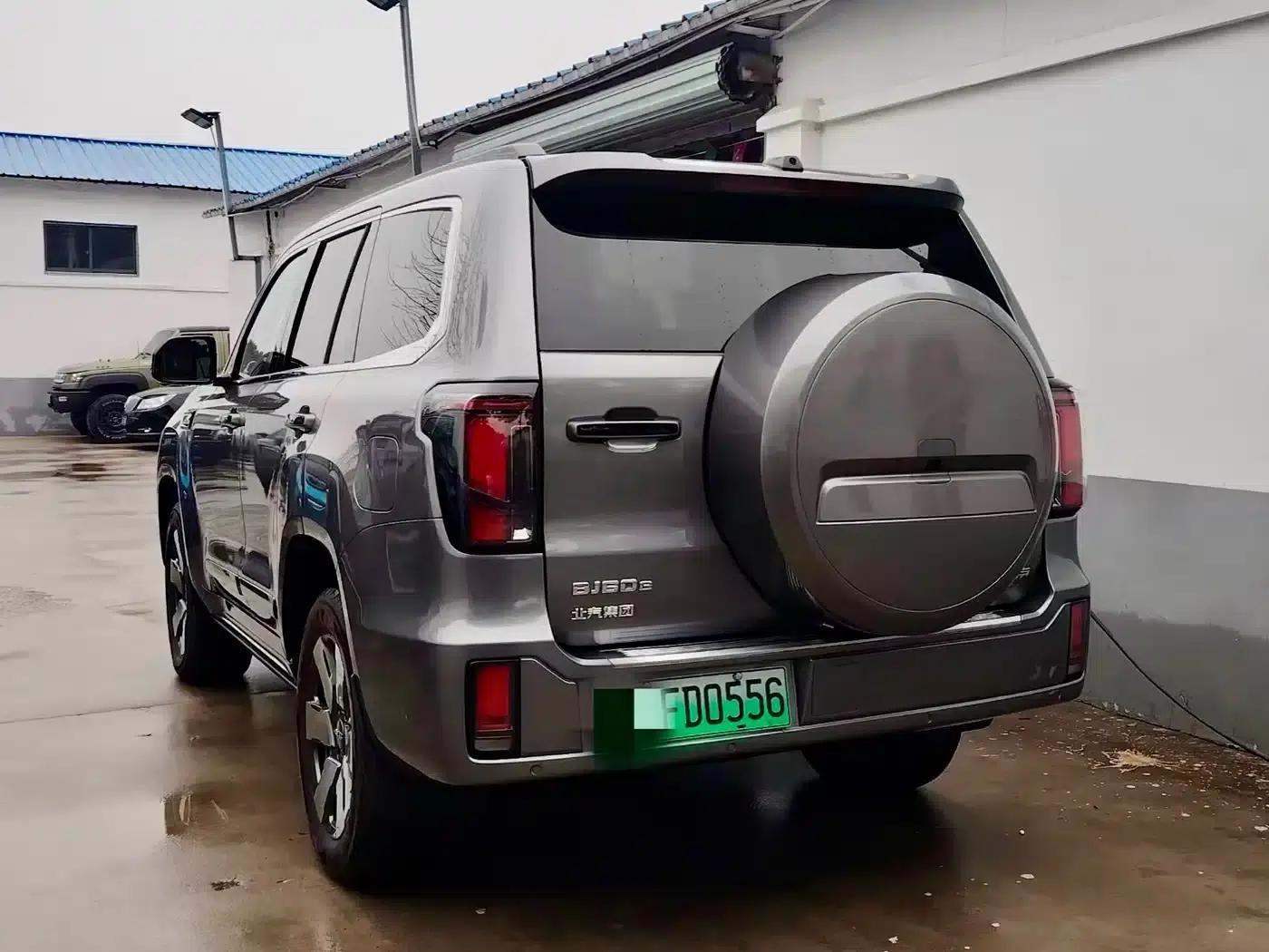 Beijing BJ60 Extended Range 2024 Model, 5-Seater Extended Range Advanced Edition — миниатюра 9