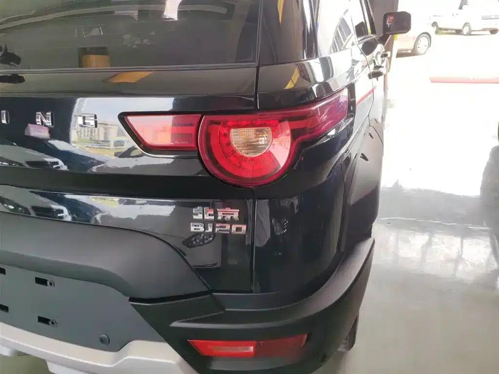 Beijing BJ20 2016 1.5T CVT Premium Edition — миниатюра 8