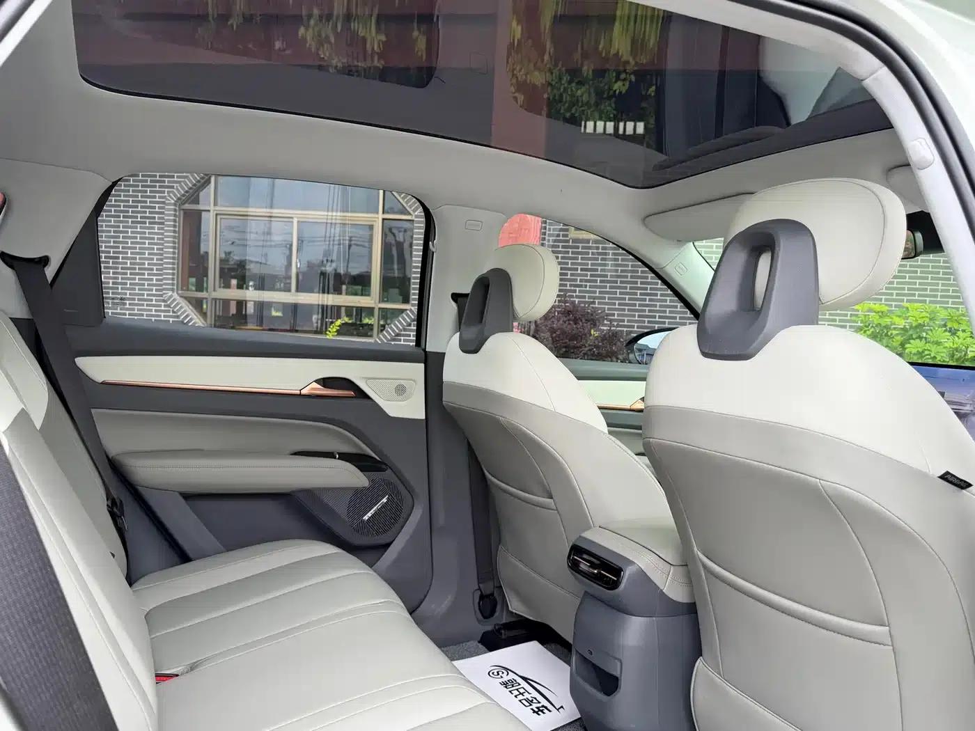 Yueyi 03 2025 Model 565km Enjoy Edition — миниатюра 10