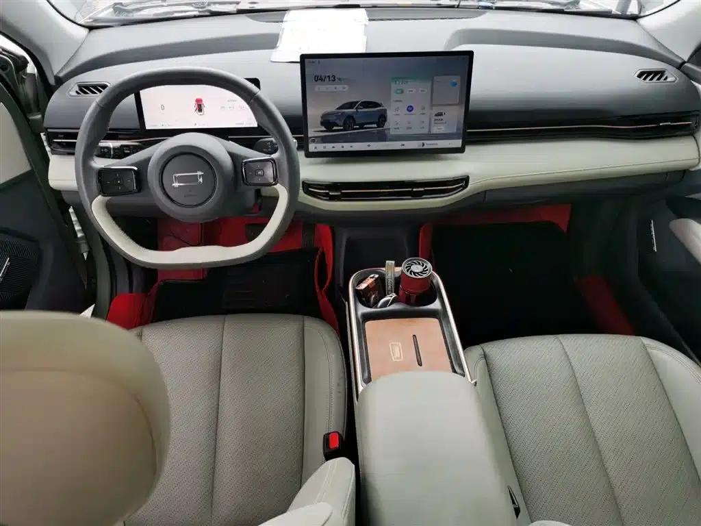 Yueyi 03 2025 565km Premium Edition — миниатюра 3