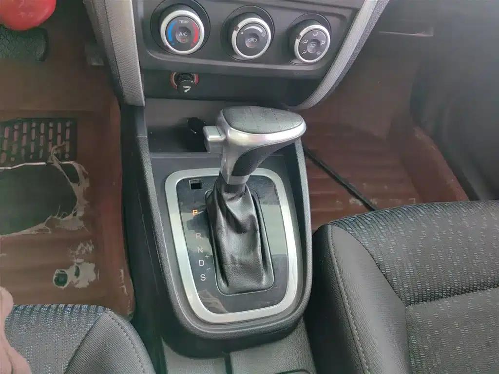 Besturn B30 2016 1.6L Automatic Luxury Edition — миниатюра 14