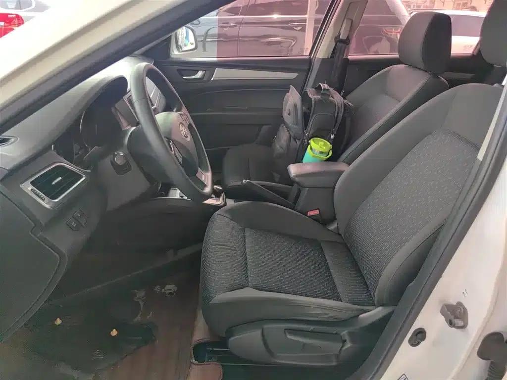 Besturn B30 2016 1.6L Automatic Luxury Edition — миниатюра 15