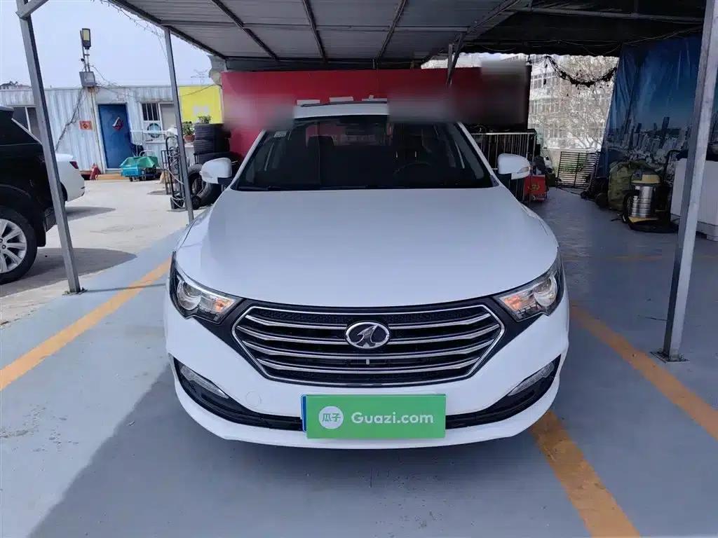 Besturn B30 2016 1.6L Automatic Luxury Edition — миниатюра 3