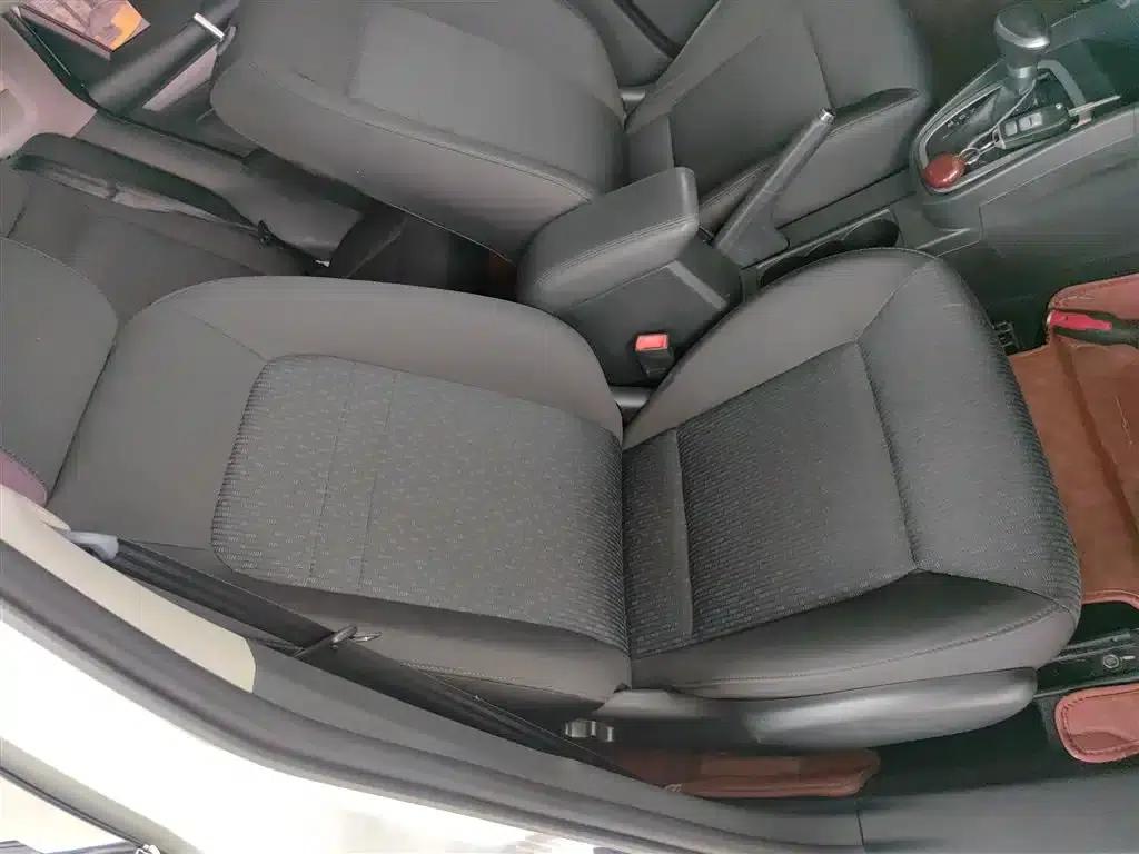 Besturn B30 2016 1.6L Automatic Luxury Edition — миниатюра 25