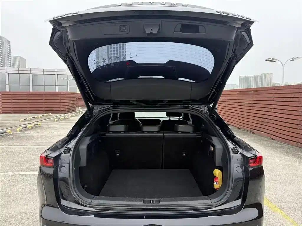 Bestune B70S 2022 1.5T Smart and Trendy Commander — миниатюра 15