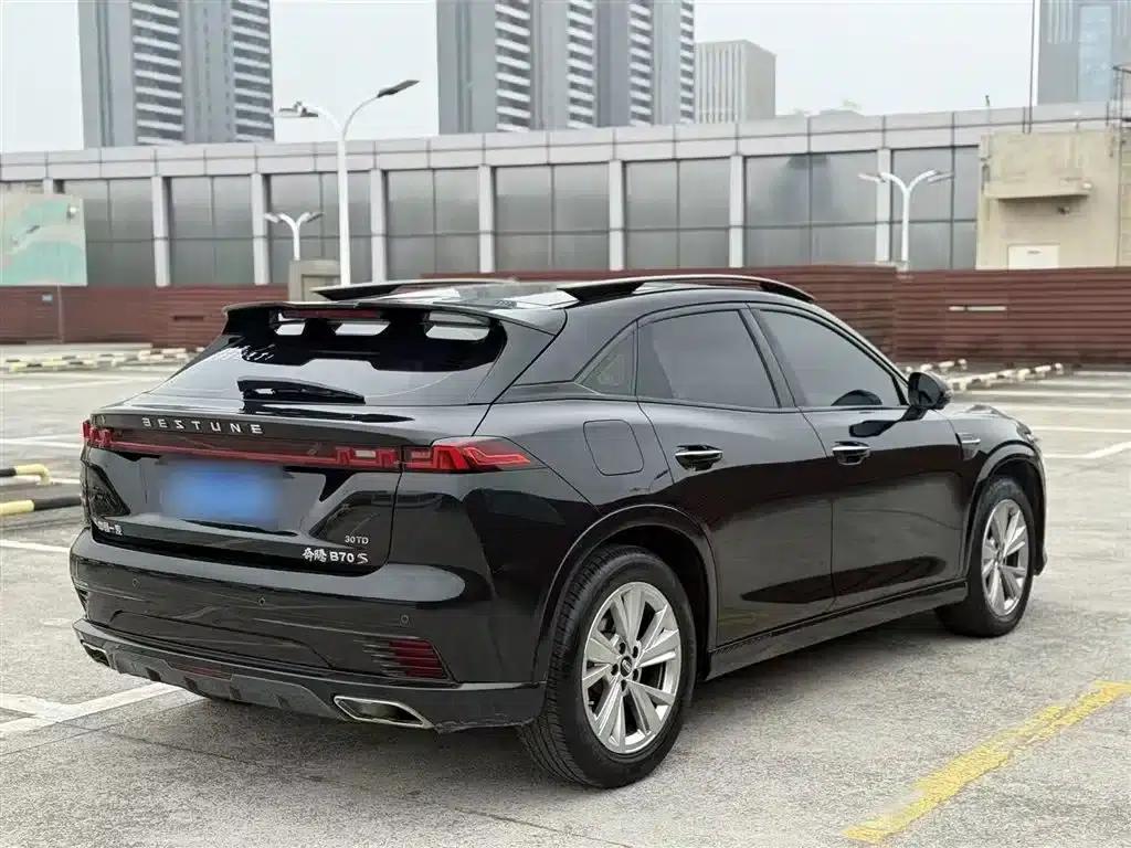 Bestune B70S 2022 1.5T Smart and Trendy Commander — миниатюра 22