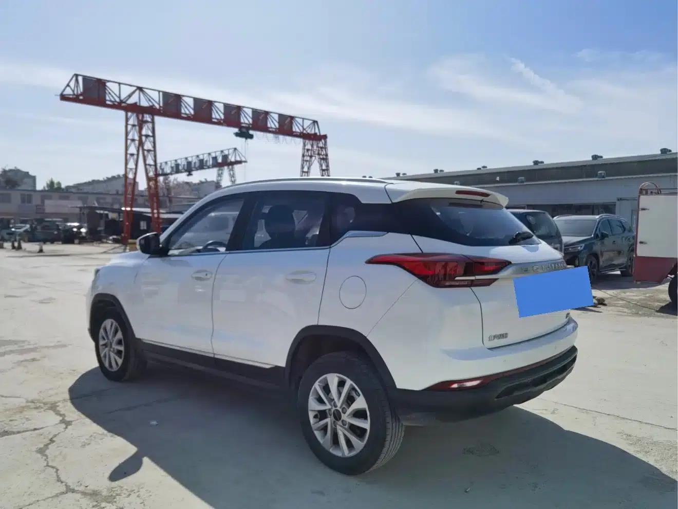 Beijing X3 2019 1.5T CVT Glory Edition — миниатюра 4