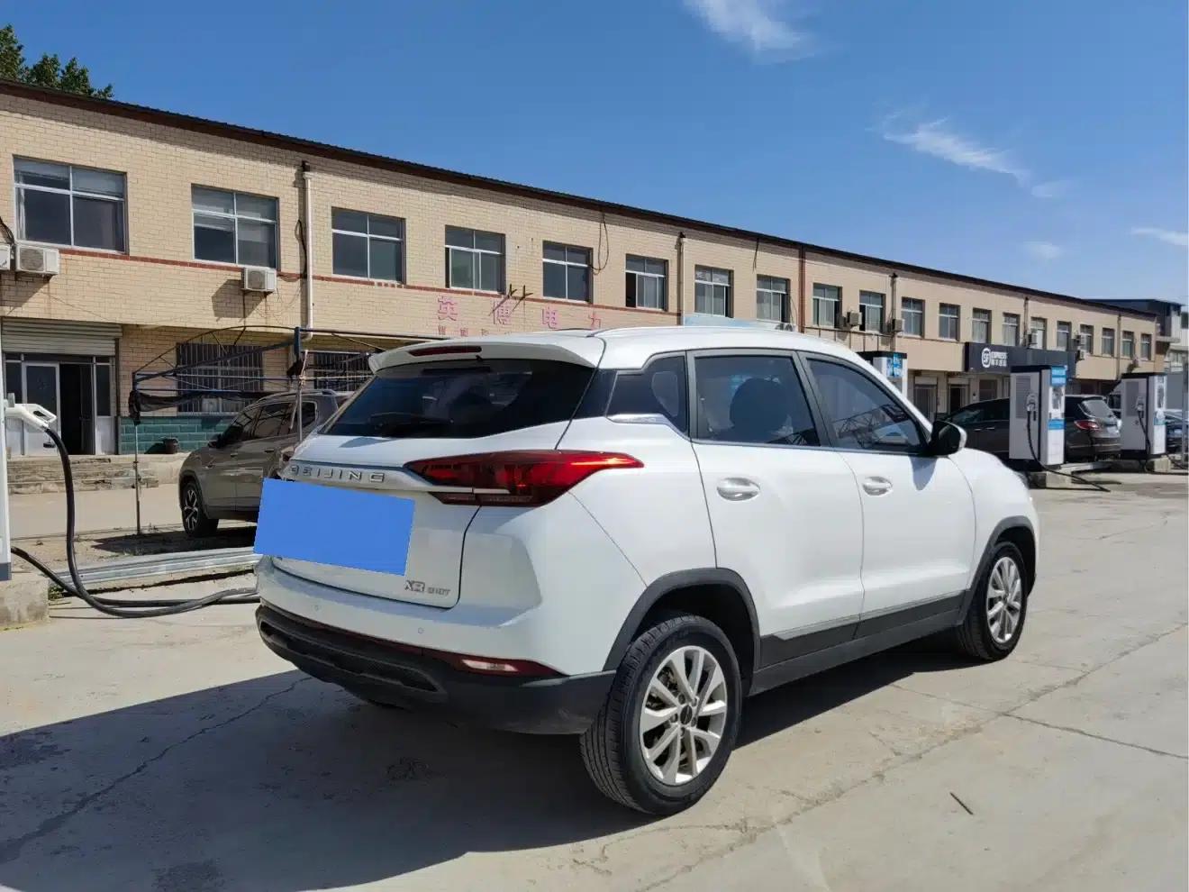 Beijing X3 2019 1.5T CVT Glory Edition — миниатюра 6