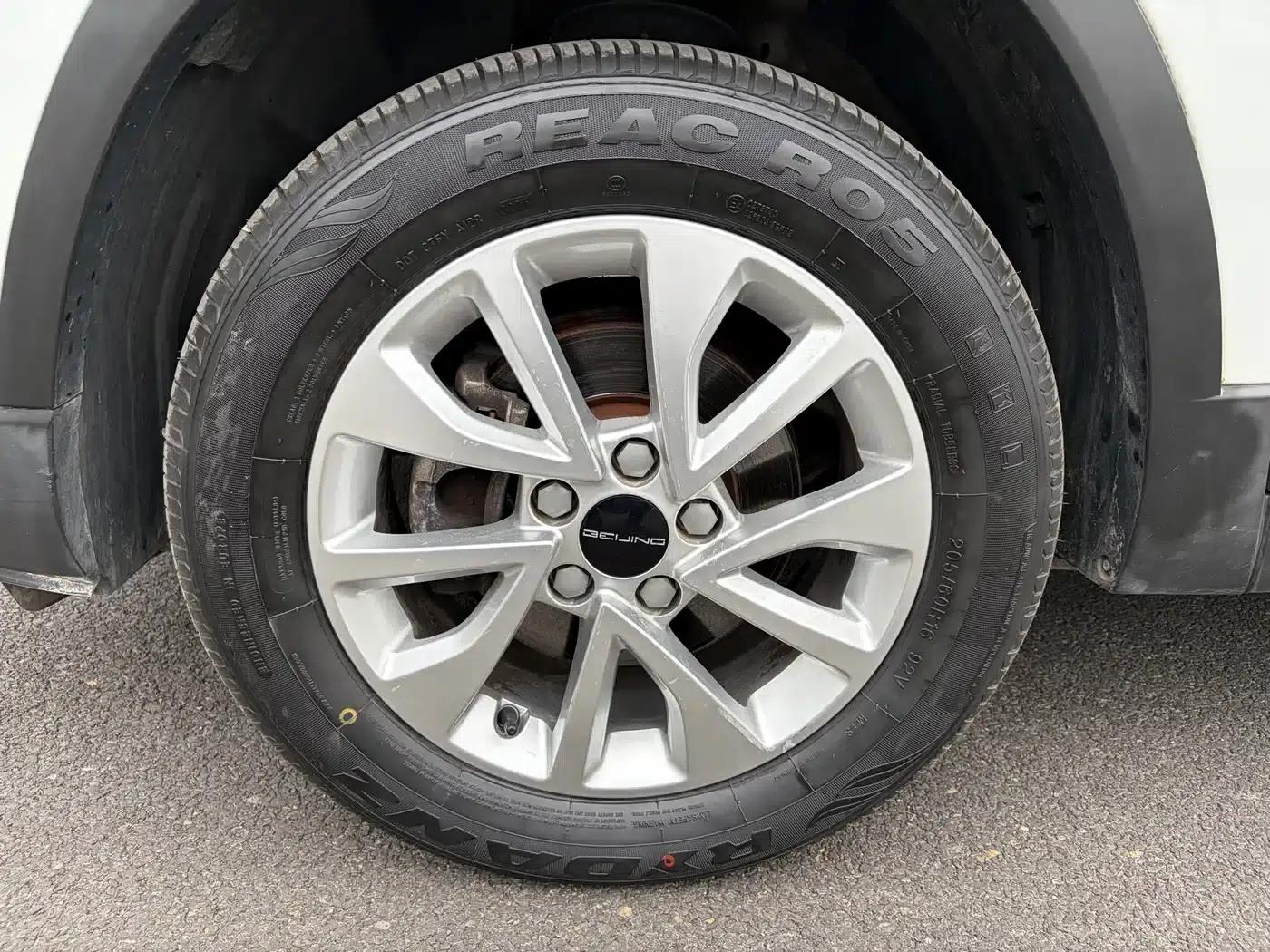 Beijing X3 2019 1.5T Manual Glory Edition — миниатюра 12