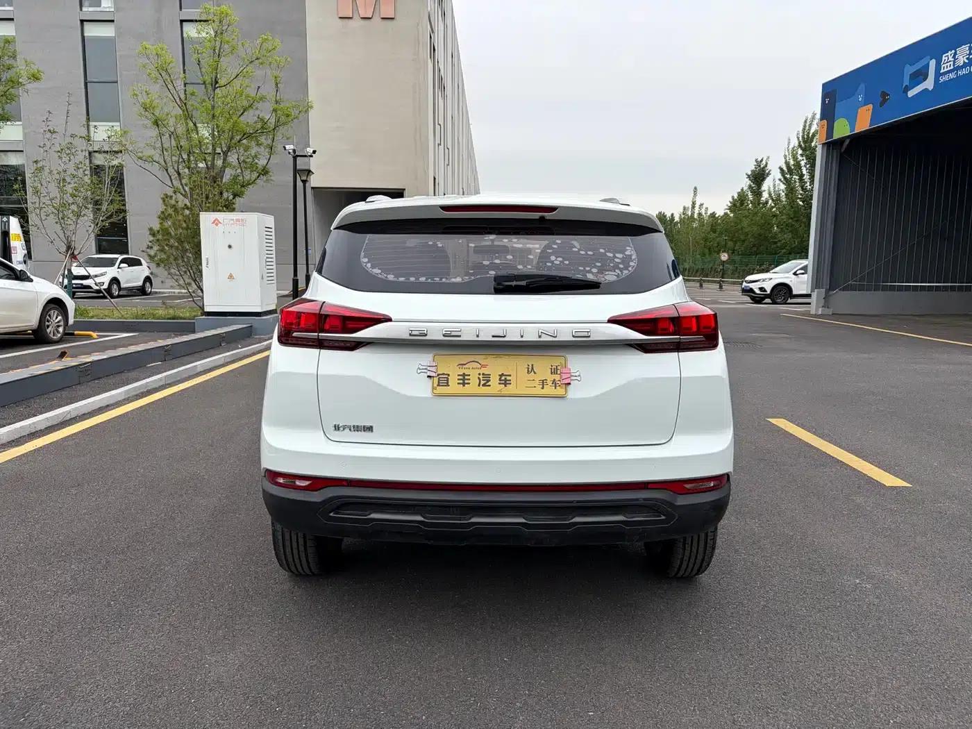 Beijing X3 2019 1.5T Manual Glory Edition — миниатюра 9