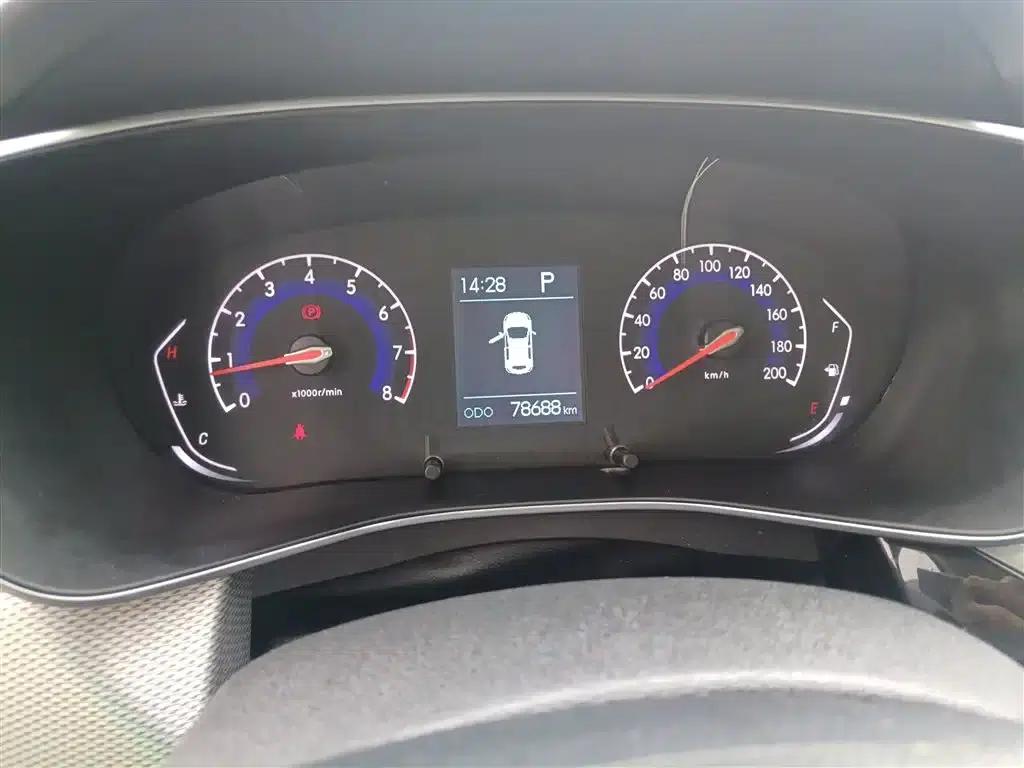 Beijing X3 2019 1.5L Automatic Glory Edition — миниатюра 12