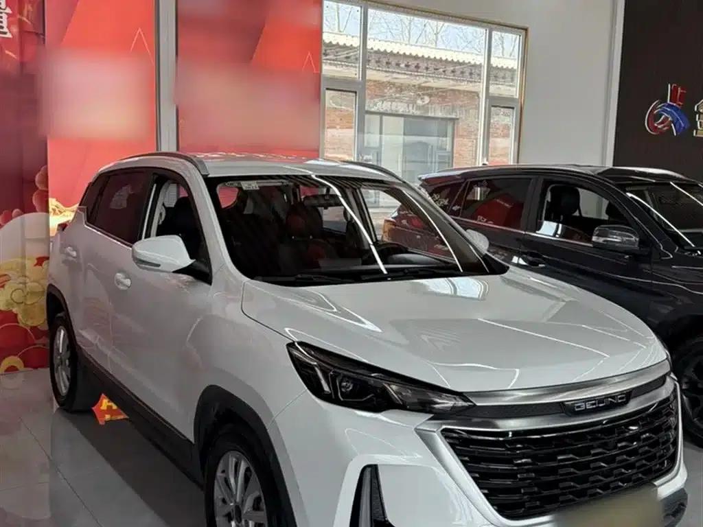 Beijing X3 2019 1.5T Manual Glory Edition — миниатюра 4