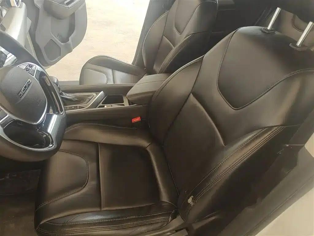 Beijing X3 2021 1.5T CVT Glory Edition — миниатюра 12