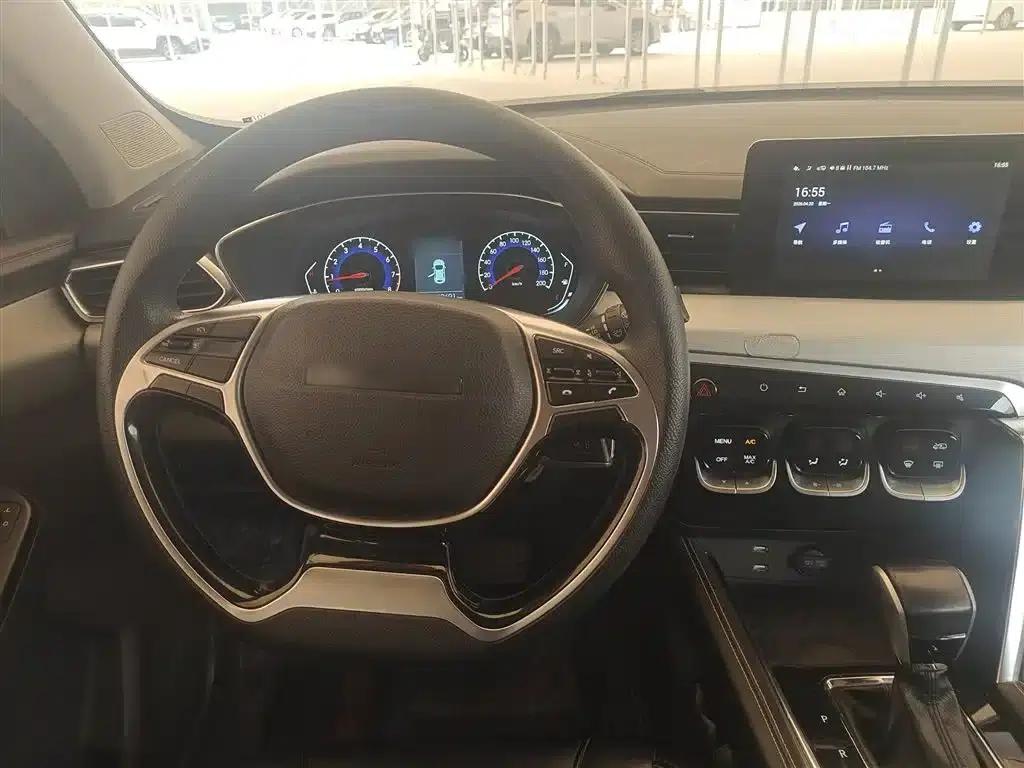 Beijing X3 2021 1.5T CVT Glory Edition — миниатюра 19