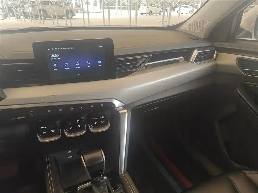 Beijing X3 2021 1.5T CVT Glory Edition — миниатюра 20