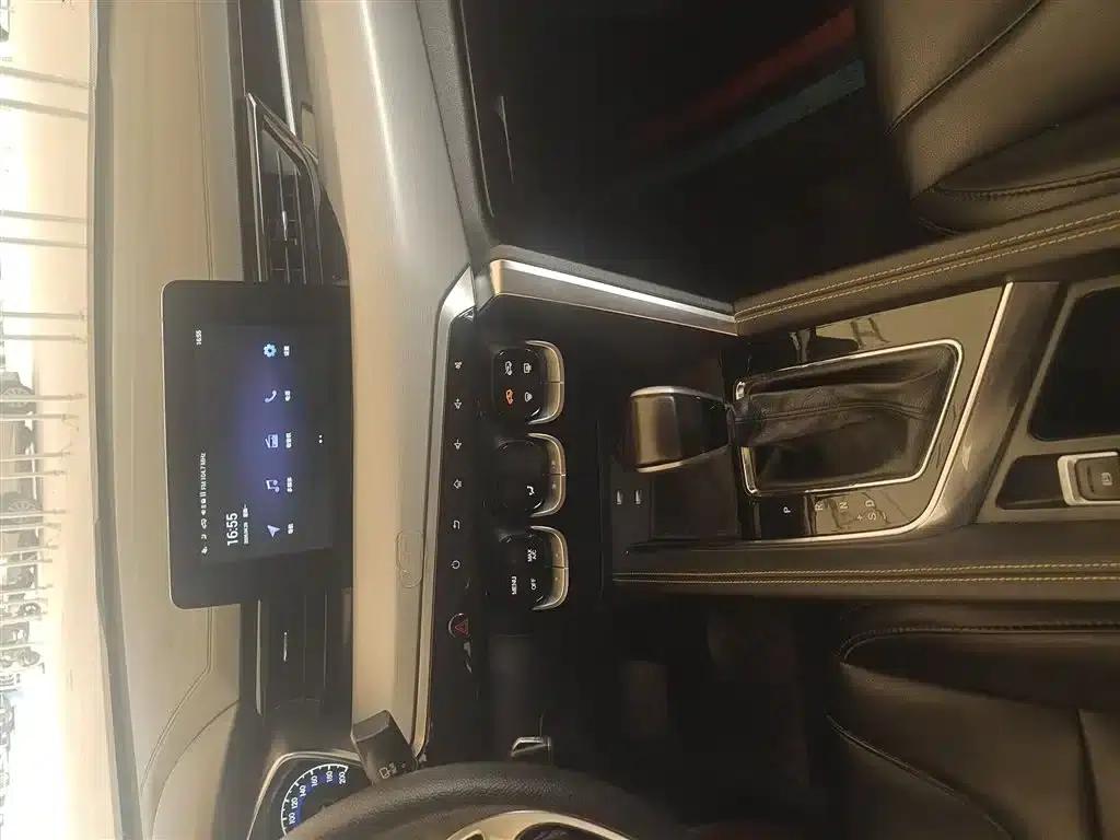 Beijing X3 2021 1.5T CVT Glory Edition — миниатюра 21