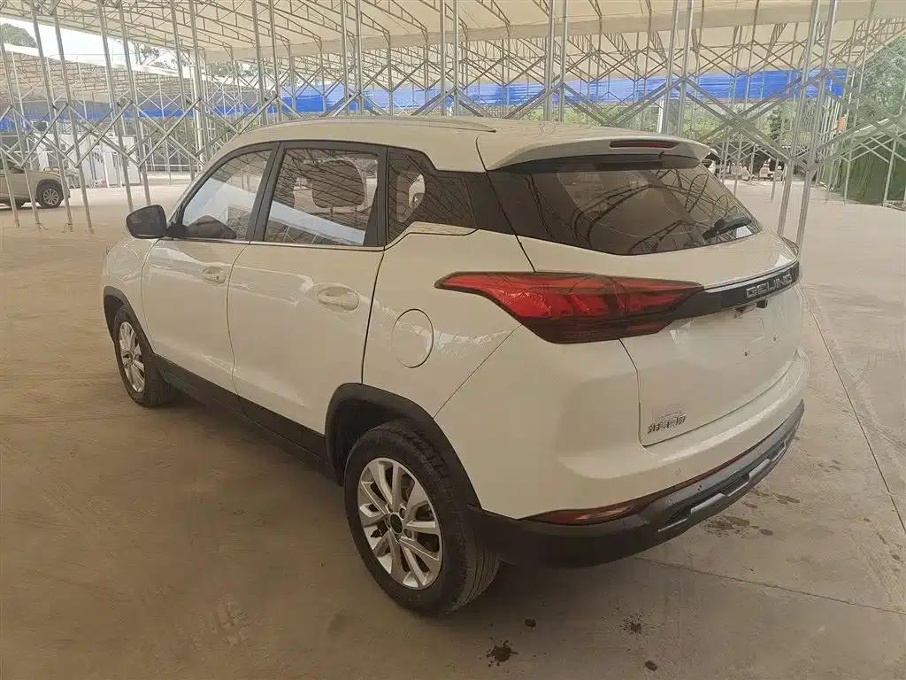 Beijing X3 2021 1.5T CVT Glory Edition — миниатюра 24