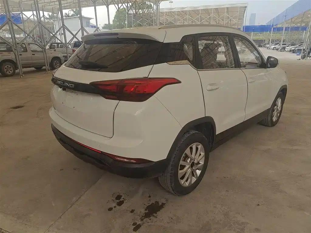 Beijing X3 2021 1.5T CVT Glory Edition — миниатюра 5