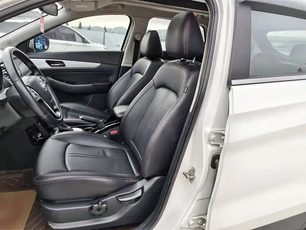 Senova X55 2016 1.5T CVT Elite Edition — миниатюра 16