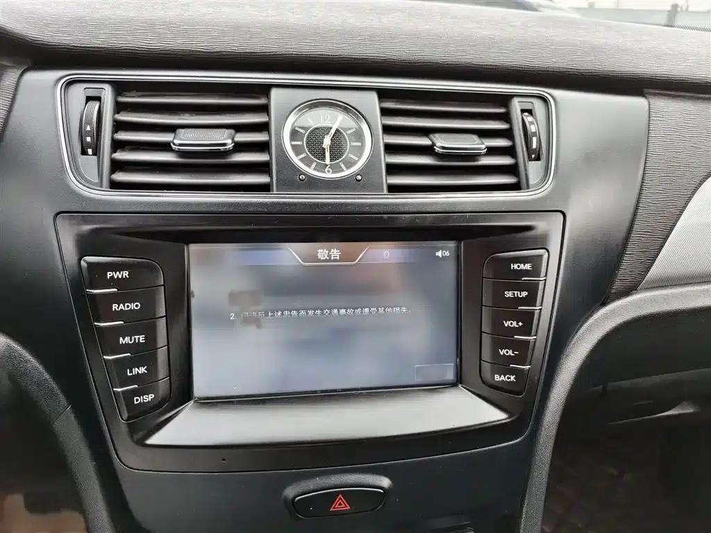 Senova X55 2016 1.5T CVT Elite Edition — миниатюра 6