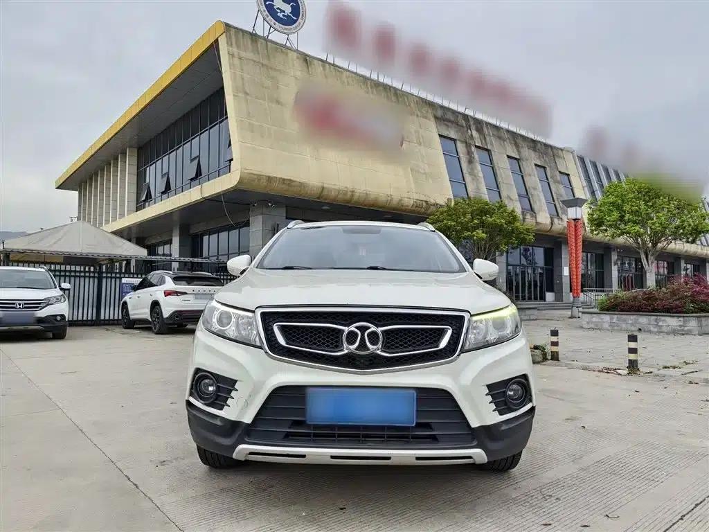 Senova X55 2016 1.5T CVT Elite Edition — миниатюра 7