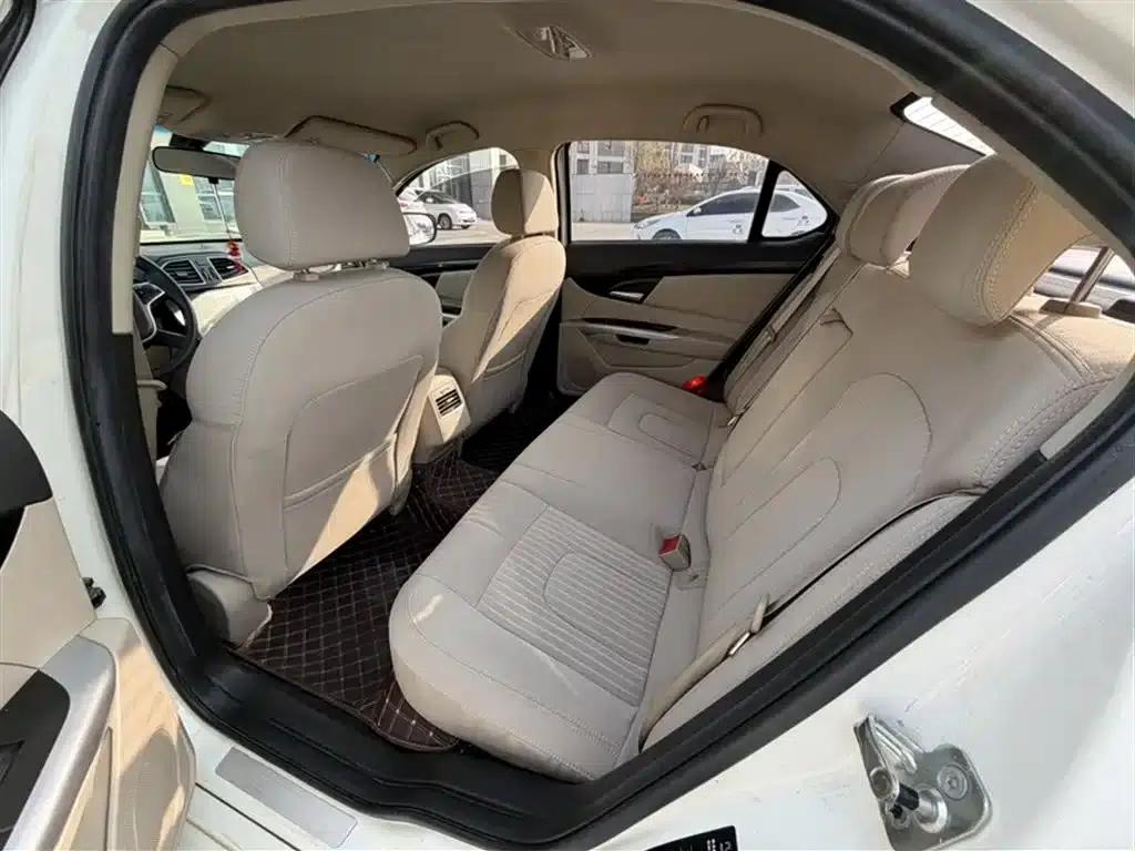 2013 Senova D70 2.0T Comfort Edition — миниатюра 12