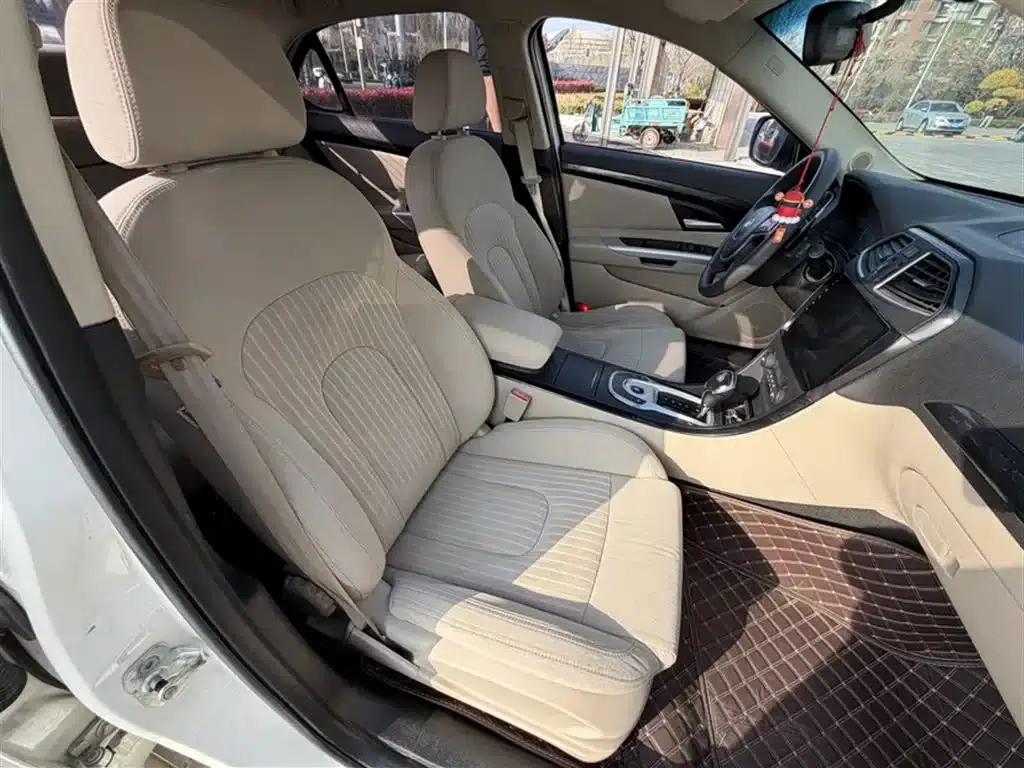 2013 Senova D70 2.0T Comfort Edition — миниатюра 16