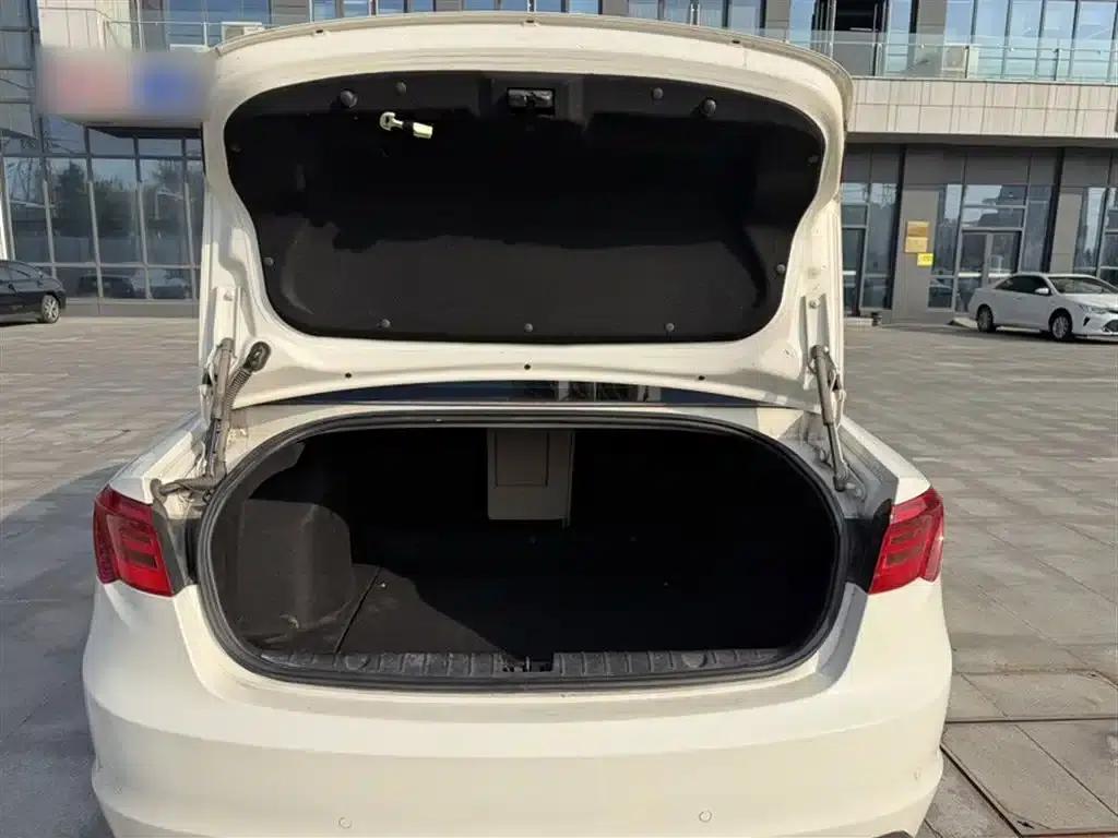 2013 Senova D70 2.0T Comfort Edition — миниатюра 9