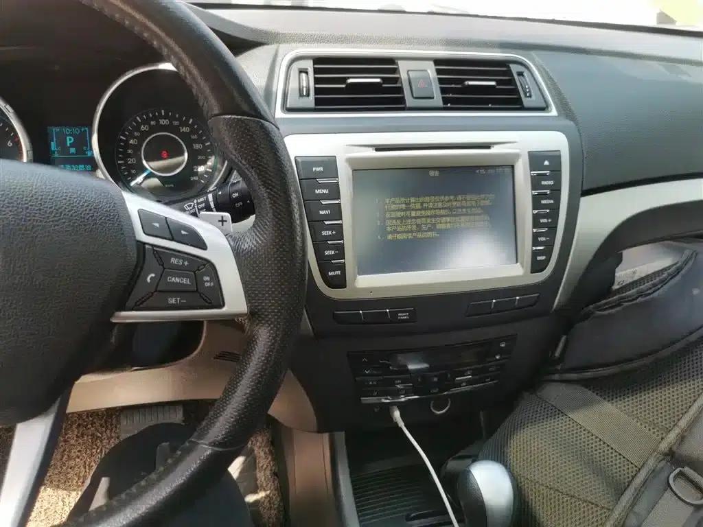 2015 Senova X65 2.0T Automatic Elite — миниатюра 13