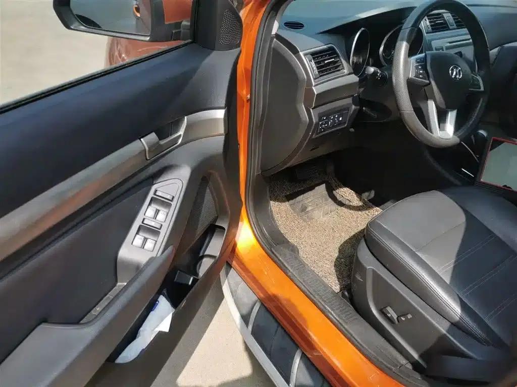 2015 Senova X65 2.0T Automatic Elite — миниатюра 16