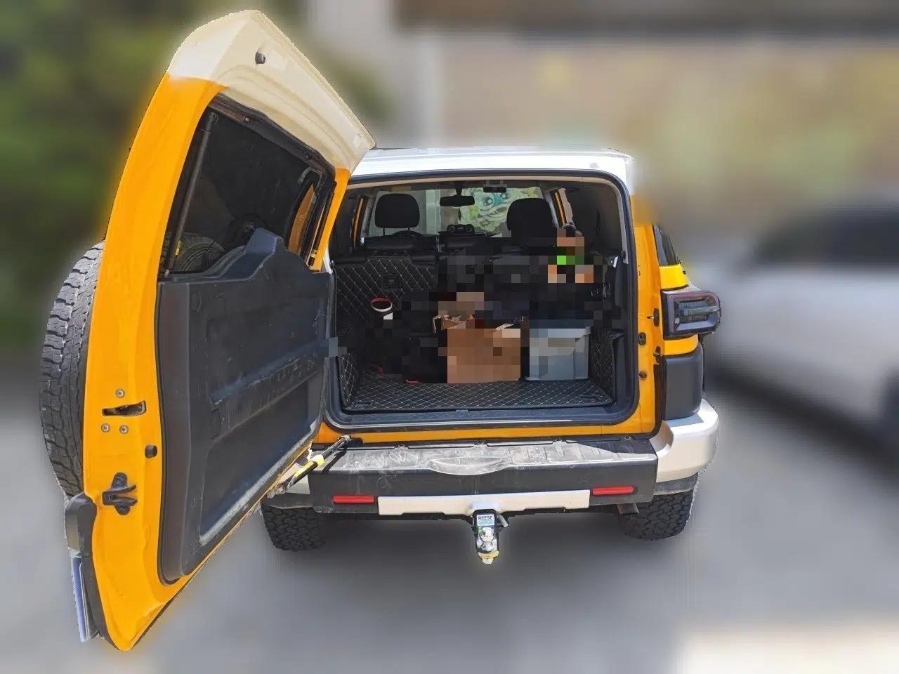 Toyota FJ Cruiser 2013 4.0L — миниатюра 20