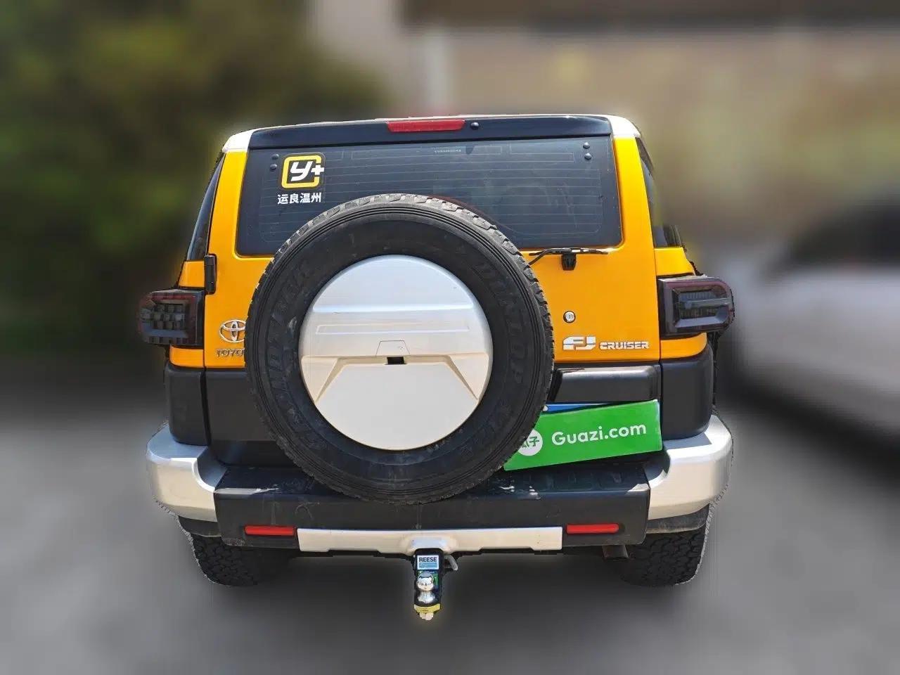 Toyota FJ Cruiser 2013 4.0L — миниатюра 5