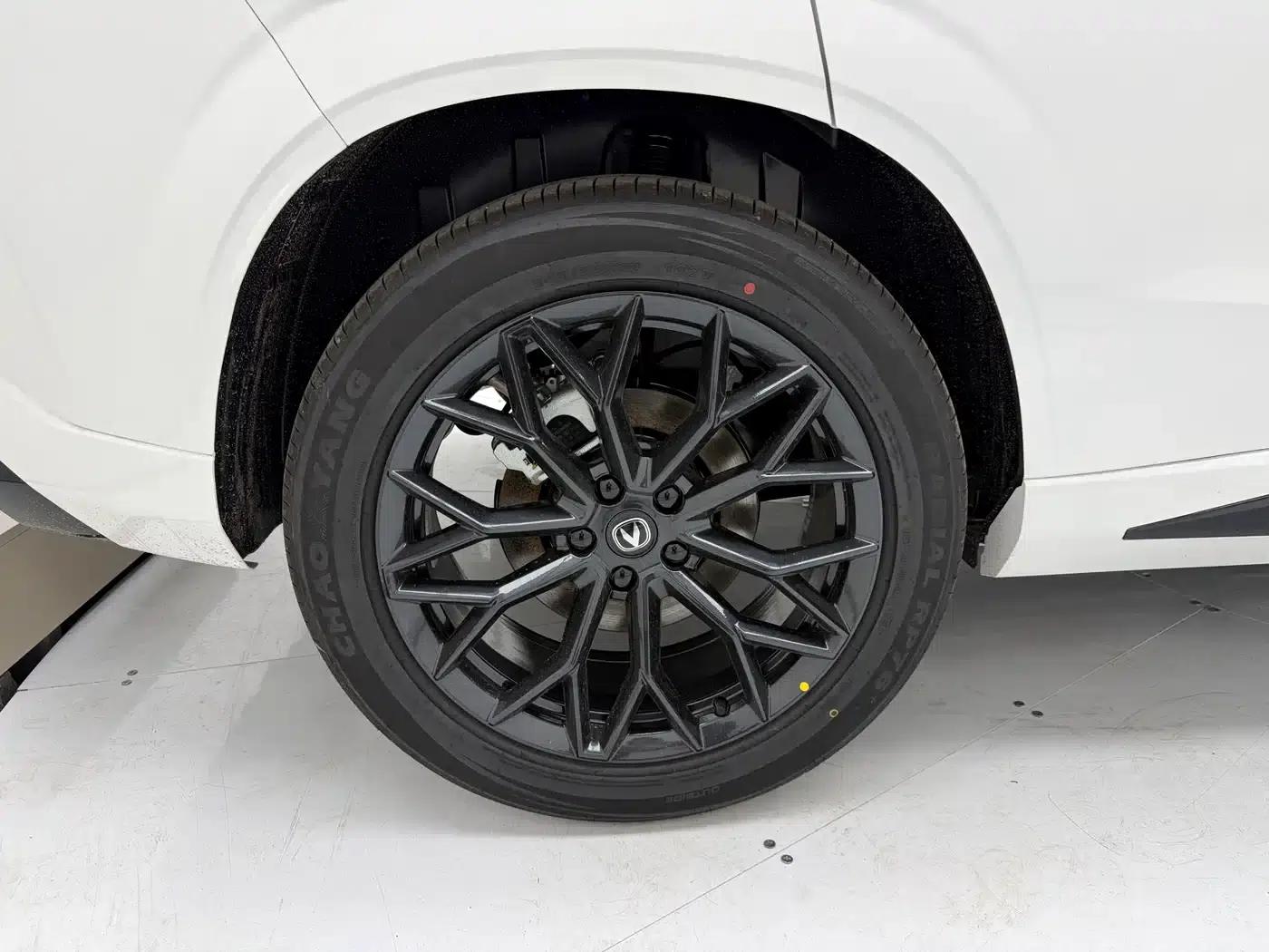 Changan UNI-Z 2025 500Bar PRO — миниатюра 6