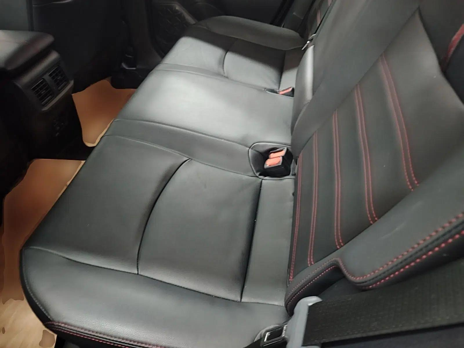 Toyota Wildlander New Energy 2023 High-Performance Edition 2.5L Four-Wheel Drive GT Version — миниатюра 20