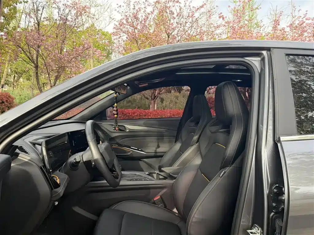 Changan Oushang X5 PLUS 2023 Facelift 1.5T DCT Pioneer Edition — миниатюра 20