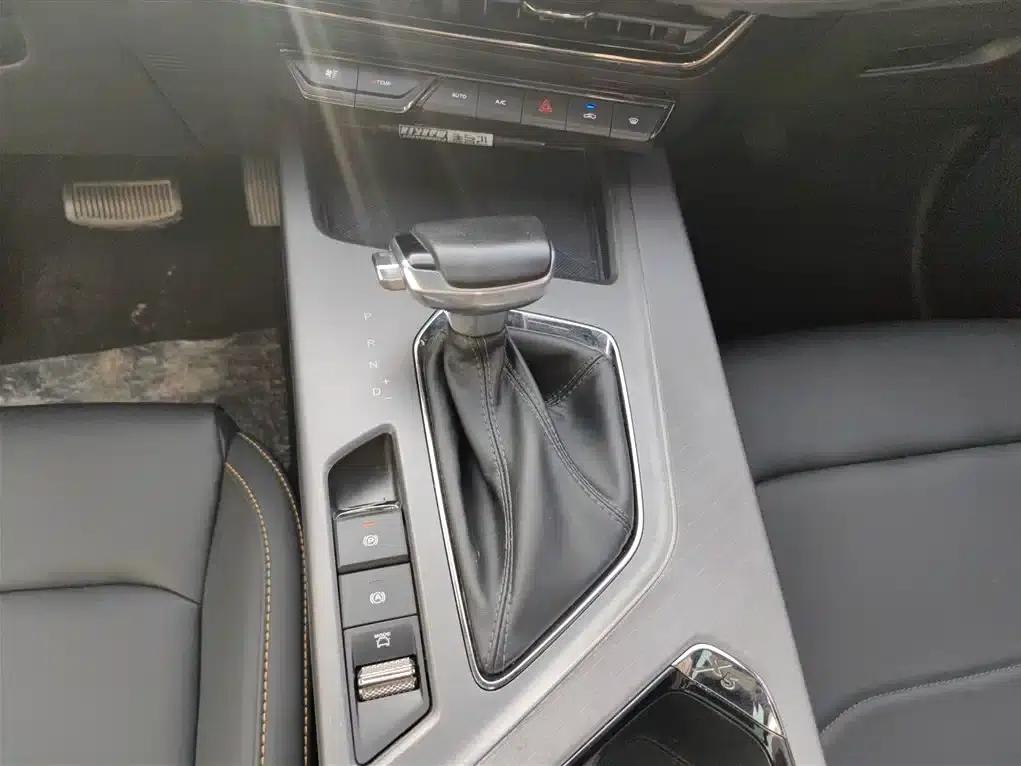 Changan Oushang X5 PLUS 2023 Facelift 1.5T DCT Pioneer Edition — миниатюра 7