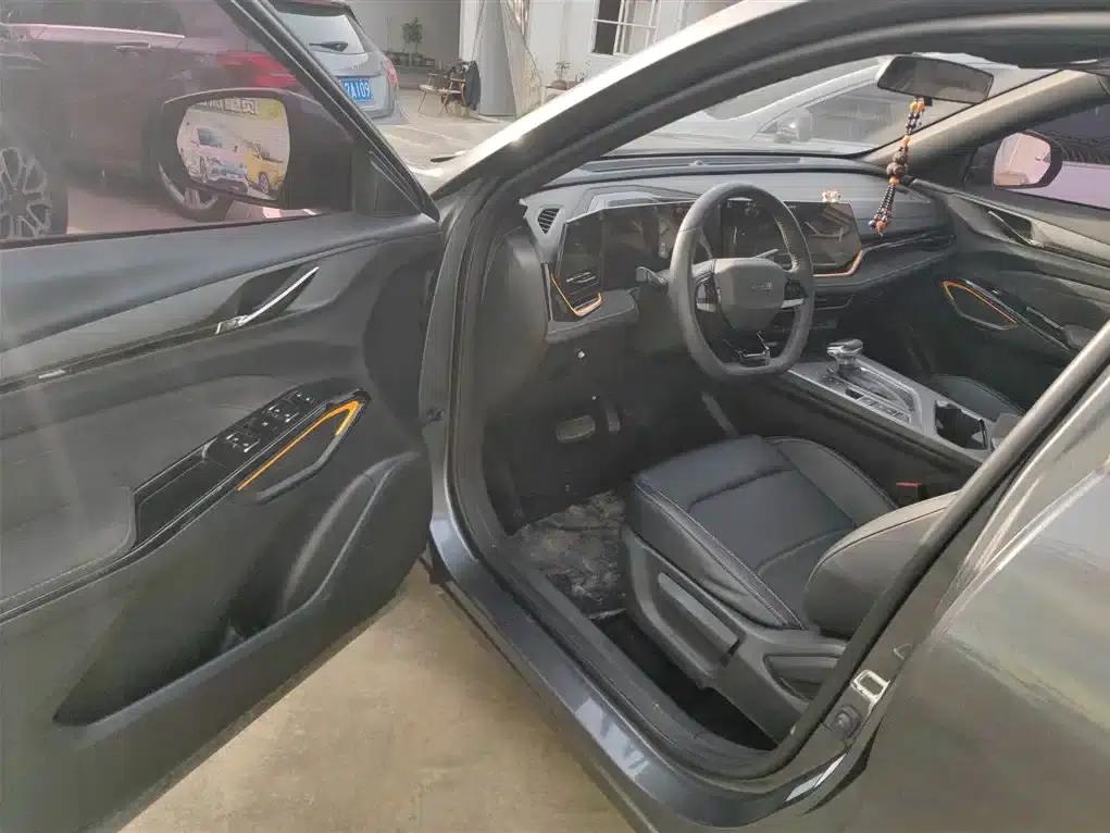 Changan Oushang X5 PLUS 2023 Facelift 1.5T DCT Pioneer Edition — миниатюра 9
