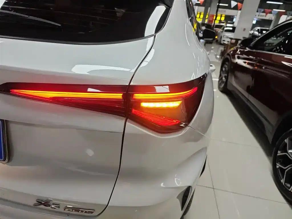 Changan Oushang X5 PLUS 2023 1.5T DCT Premium Edition — миниатюра 8