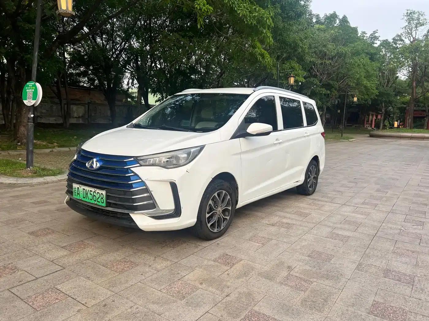 Changan Oushang A600EV 2021 EV — миниатюра 1