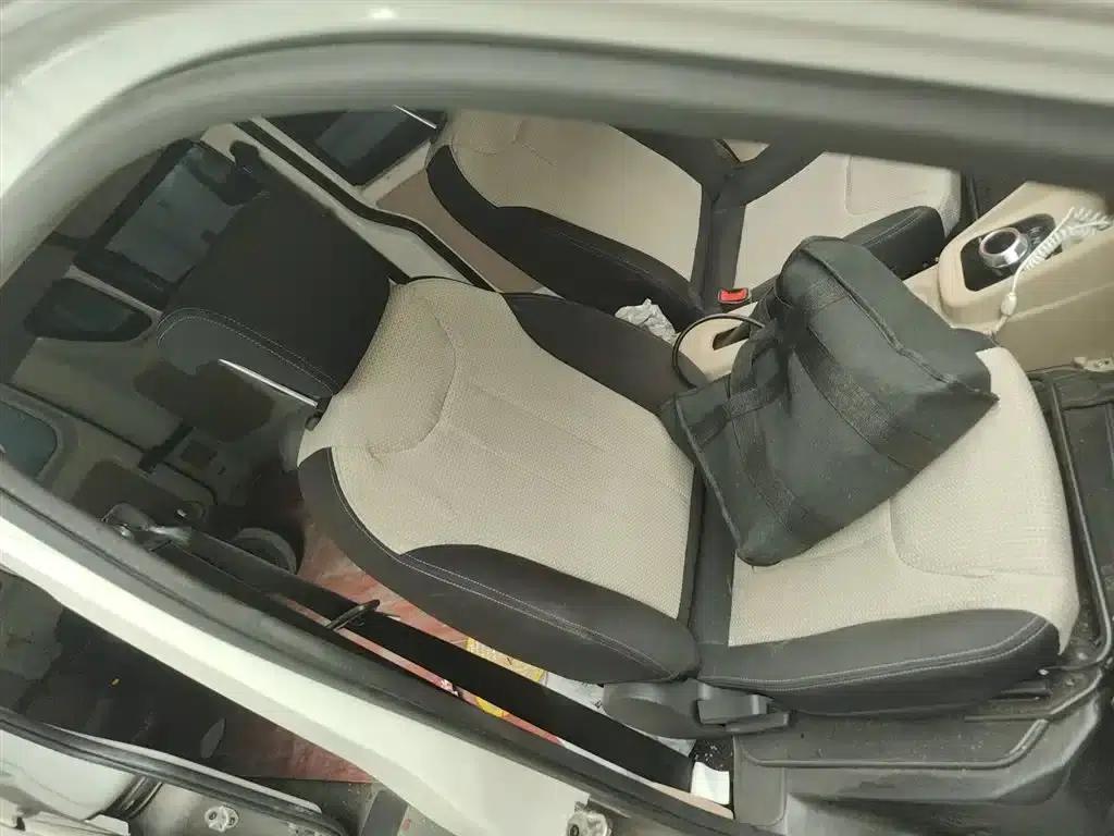 Crossstar V7 EV 2024 Model, 316km/h, Luxury 7-Seater with Double Doors — миниатюра 20