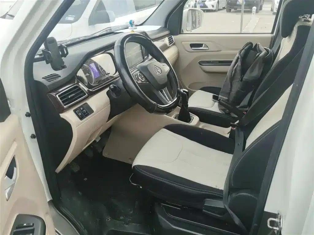 Crossstar V5 2022 1.5L Comfort 5-7 Seat Bus JL473QH — миниатюра 15