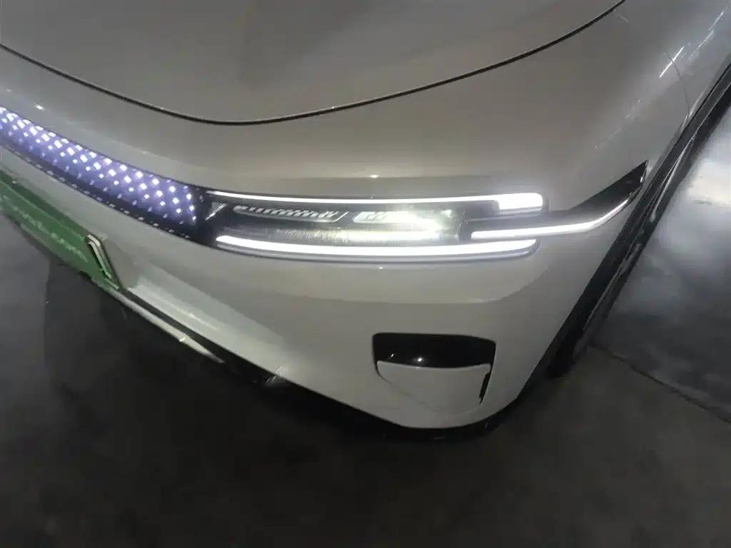 Changan Qiyuan E07 2025 Pure Electric Four-Wheel Drive 90kWh Max Intelligent Driving Edition — миниатюра 18