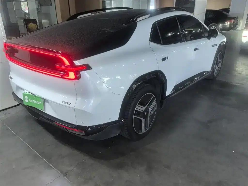 Changan Qiyuan E07 2025 Pure Electric Four-Wheel Drive 90kWh Max Intelligent Driving Edition — миниатюра 5