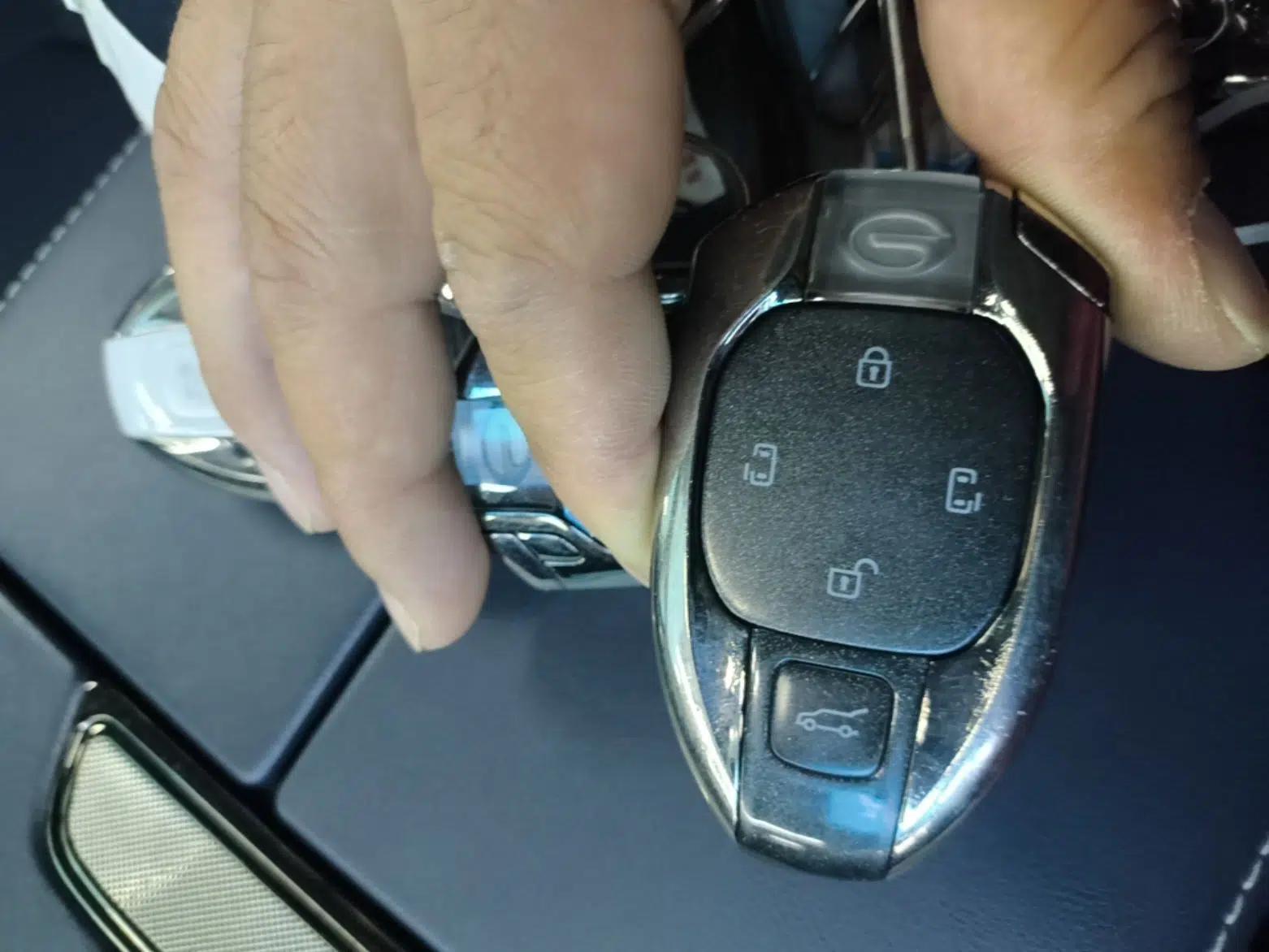 GAC Trumpchi Xiangwang M8 2025 Kunkun Series Ultra First-Class Cabin — миниатюра 12
