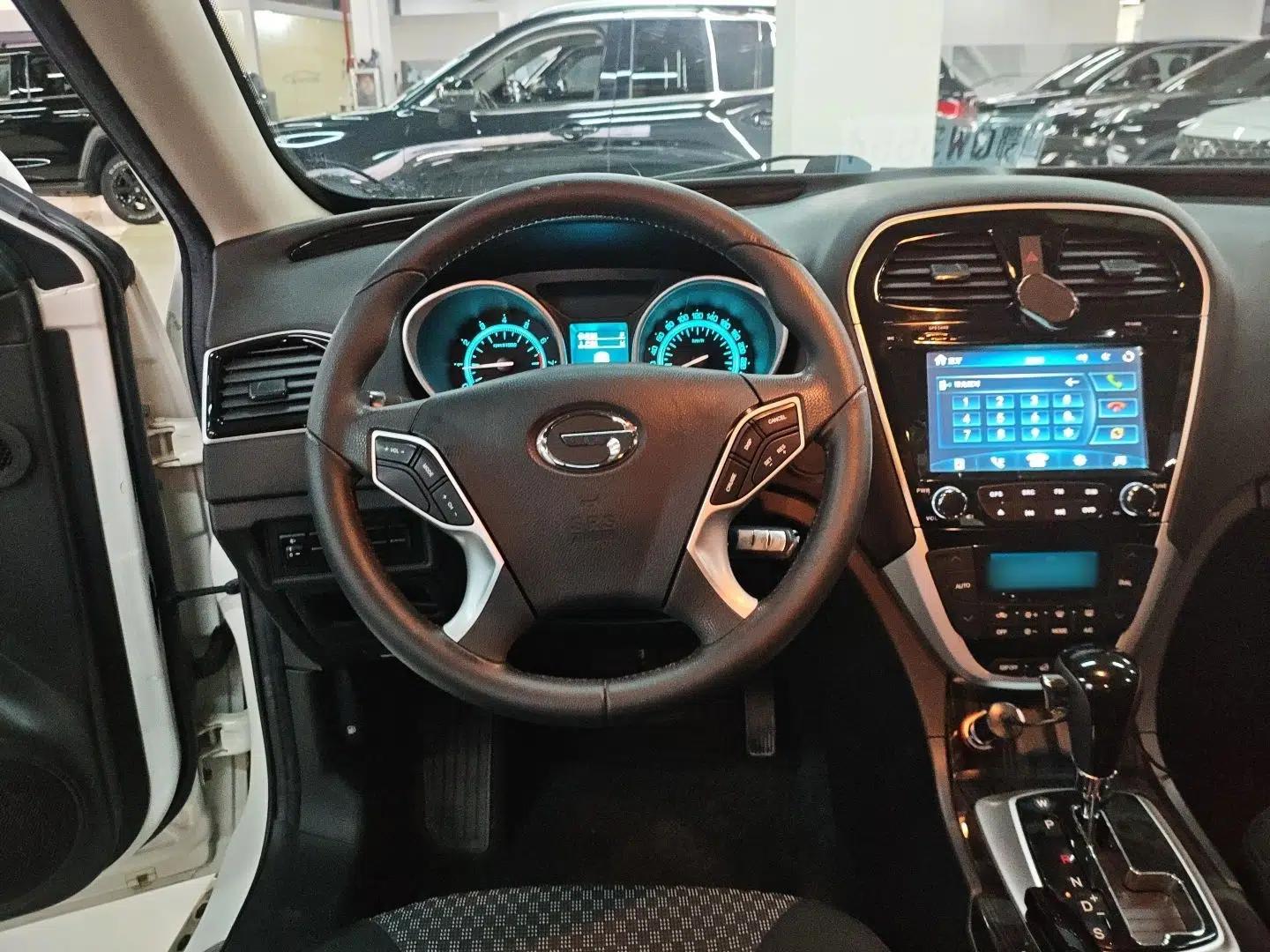GAC Trumpchi GS5 Super 2015 2.0L Automatic Two-Wheel Drive Comfort Edition — миниатюра 14