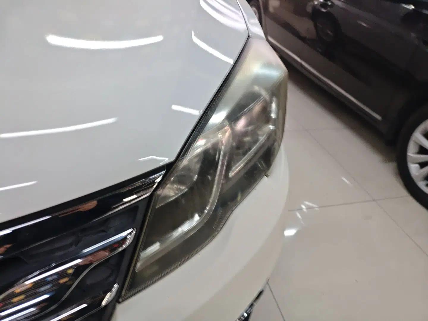 GAC Trumpchi GS5 Super 2015 2.0L Automatic Two-Wheel Drive Comfort Edition — миниатюра 9