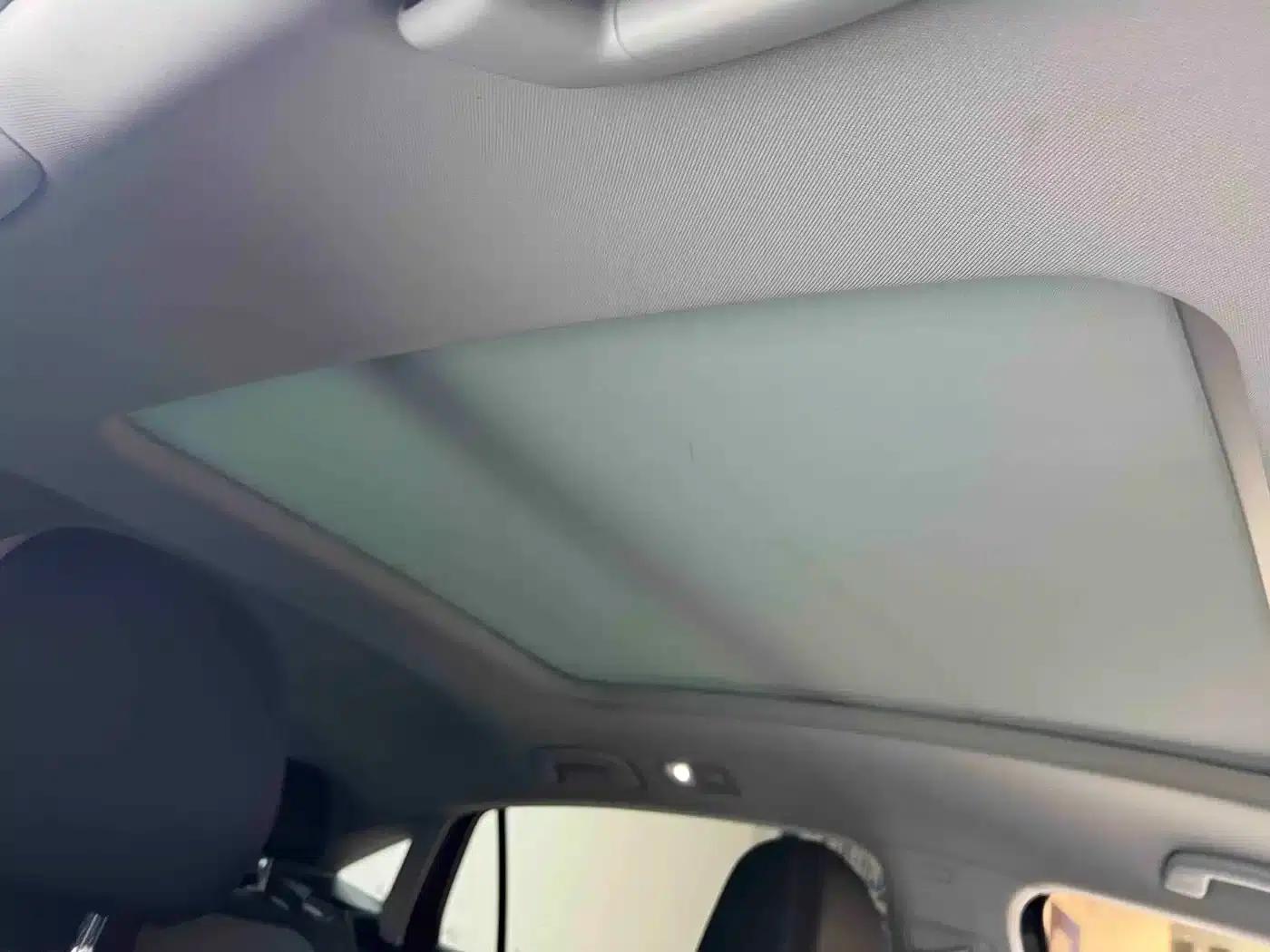 Tiguan X 2022 330TSI 2WD Premium Edition — миниатюра 20