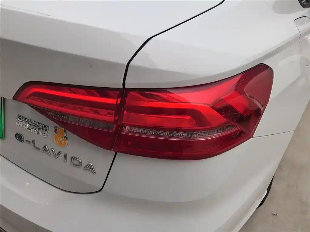 2019 Volkswagen Lavida EV Premium Edition — миниатюра 8