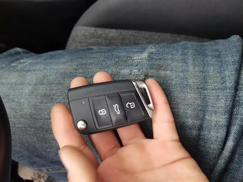 2019 Volkswagen Lavida EV Premium Edition — миниатюра 9